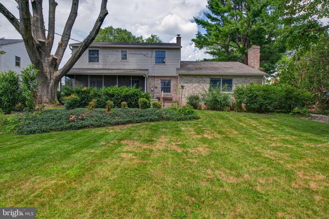1420 WYNNEWOOD DR, Lancaster, PA 17601