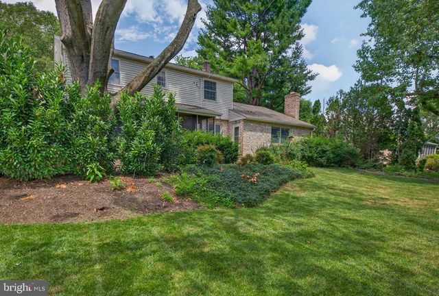 1420 WYNNEWOOD DR, Lancaster, PA 17601