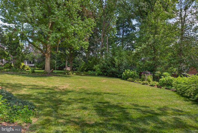 1420 WYNNEWOOD DR, Lancaster, PA 17601