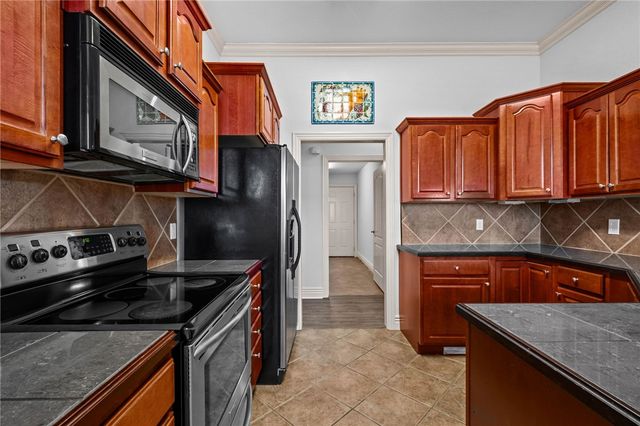 11199 Bear Drive, Farmington, AR 72730