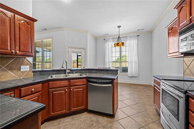 11199 Bear Drive, Farmington, AR 72730