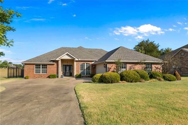 11199 Bear Drive, Farmington, AR 72730