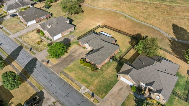 11199 Bear Drive, Farmington, AR 72730
