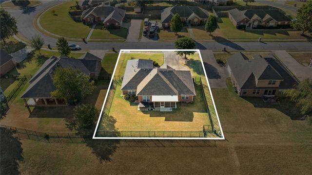11199 Bear Drive, Farmington, AR 72730