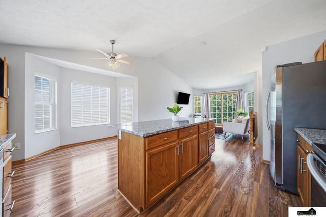 2617 SW 17th Street, Lincoln, NE 68522