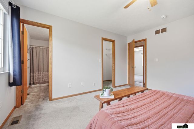 2617 SW 17th Street, Lincoln, NE 68522
