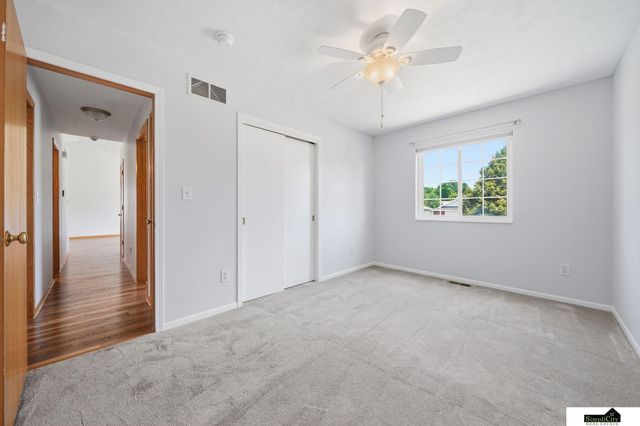 2617 SW 17th Street, Lincoln, NE 68522