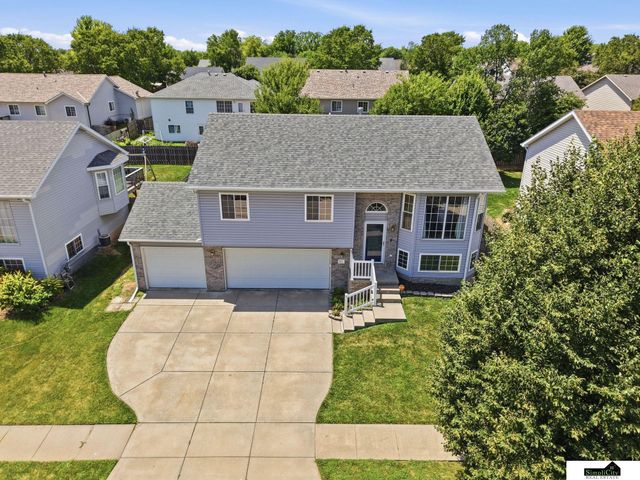 2617 SW 17th Street, Lincoln, NE 68522