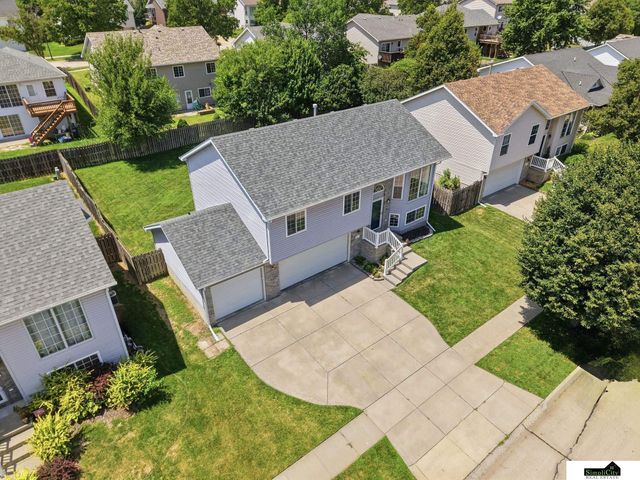 2617 SW 17th Street, Lincoln, NE 68522