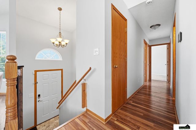 2617 SW 17th Street, Lincoln, NE 68522