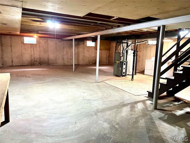 2828 Olde Gloucester Drive, St Charles, MO 63301