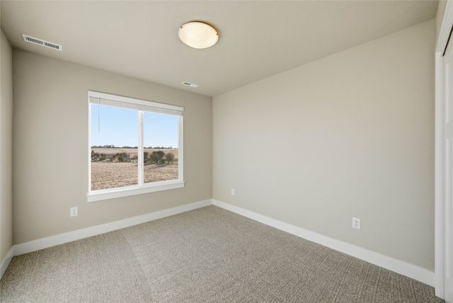 5680 Brook View Avenue, Des Moines, IA 50317