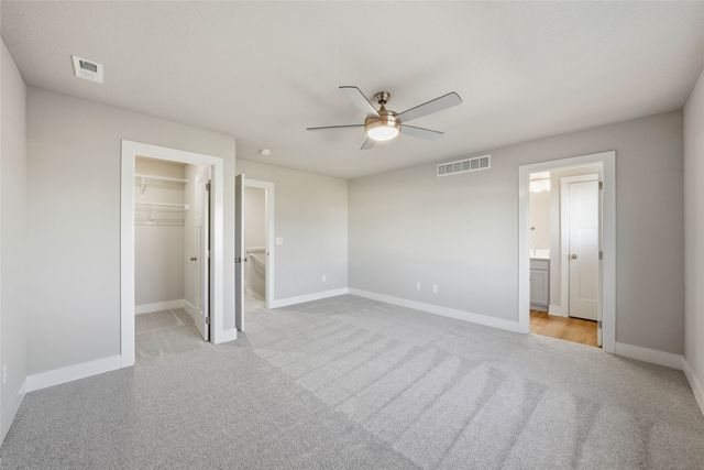 5680 Brook View Avenue, Des Moines, IA 50317