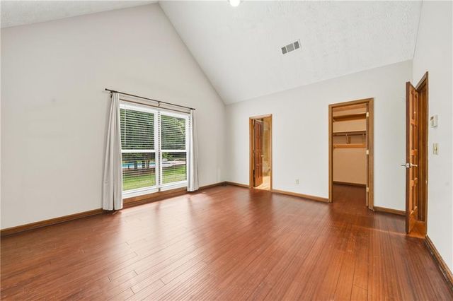 555 Saddle Creek Circle, Roswell, GA 30076
