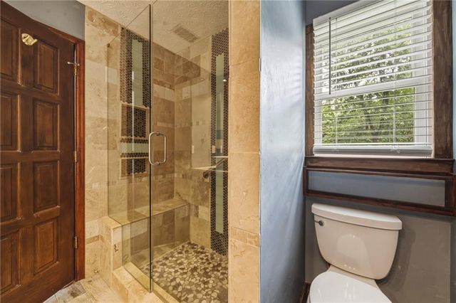555 Saddle Creek Circle, Roswell, GA 30076
