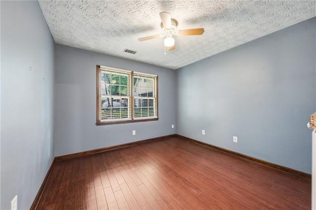 555 Saddle Creek Circle, Roswell, GA 30076