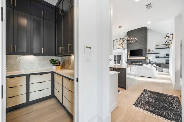 450 Sunrise Ridge Drive, Heath, TX 75032