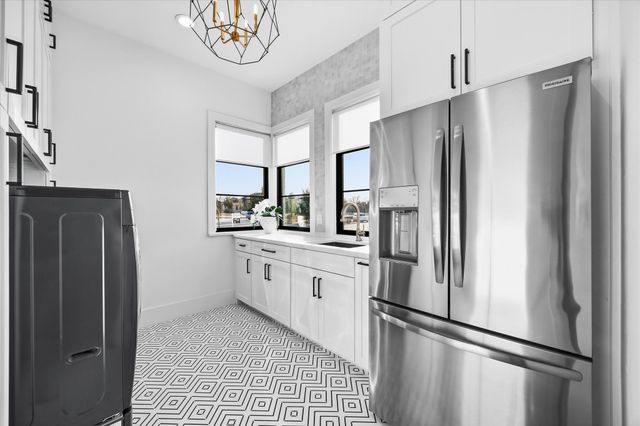 450 Sunrise Ridge Drive, Heath, TX 75032