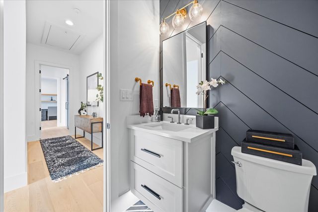 450 Sunrise Ridge Drive, Heath, TX 75032