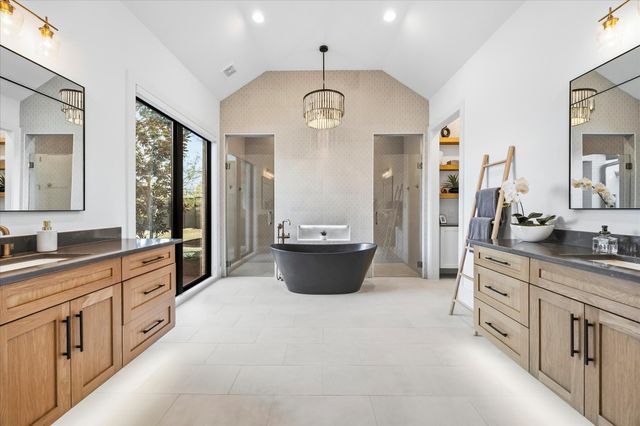 450 Sunrise Ridge Drive, Heath, TX 75032