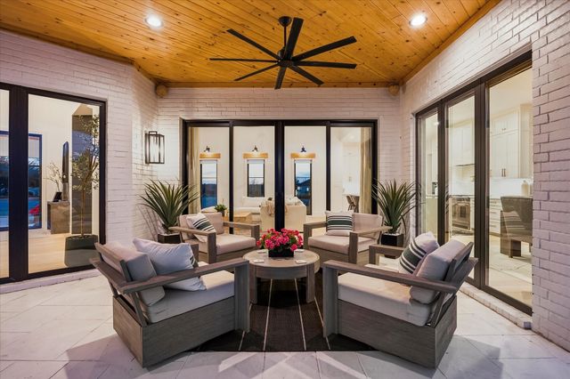 450 Sunrise Ridge Drive, Heath, TX 75032