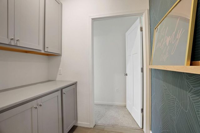 7501 Redwood Ivy Way, Sacramento, CA 95829