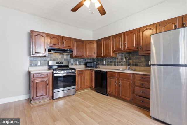 4305 LINDEN AVE, Philadelphia, PA 19114