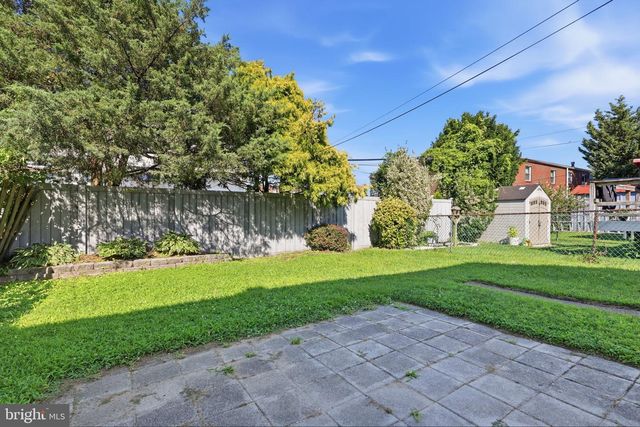 4305 LINDEN AVE, Philadelphia, PA 19114