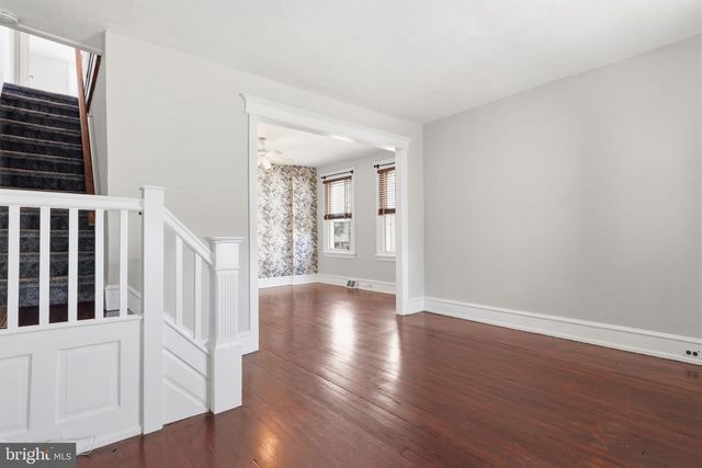 4305 LINDEN AVE, Philadelphia, PA 19114