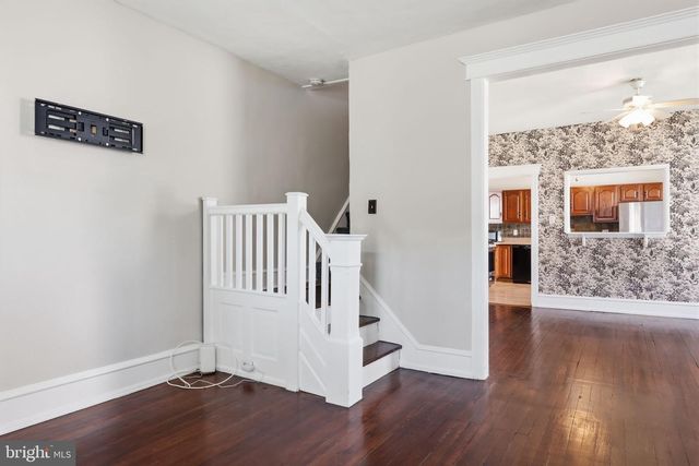 4305 LINDEN AVE, Philadelphia, PA 19114