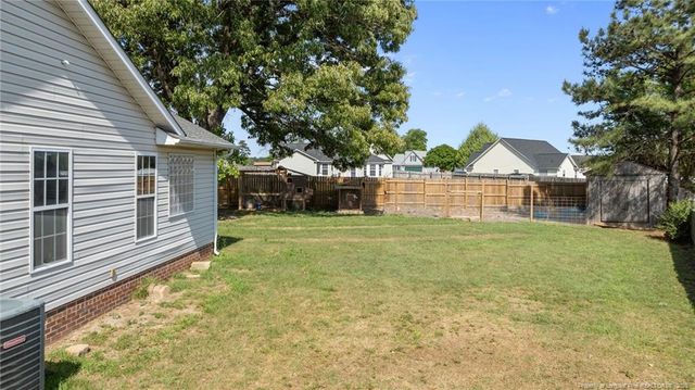 101 Van Buren Drive, Raeford, NC 28376