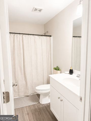 2009 Lanier Harbor Point, Buford, GA 30518