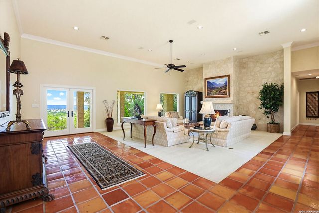 8134 Triple Crown, Boerne, TX 78015