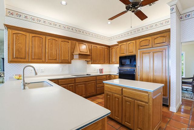 8134 Triple Crown, Boerne, TX 78015