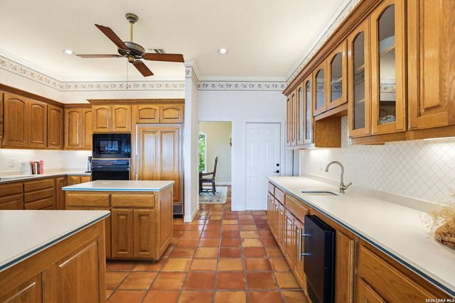 8134 Triple Crown, Boerne, TX 78015