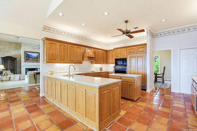 8134 Triple Crown, Boerne, TX 78015