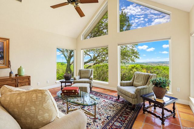 8134 Triple Crown, Boerne, TX 78015