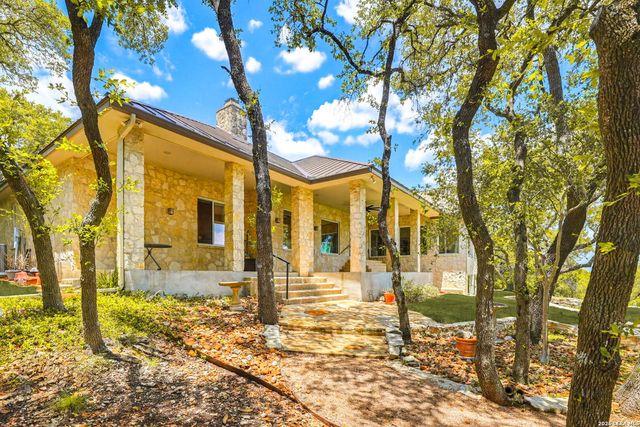 8134 Triple Crown, Boerne, TX 78015