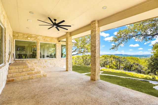 8134 Triple Crown, Boerne, TX 78015