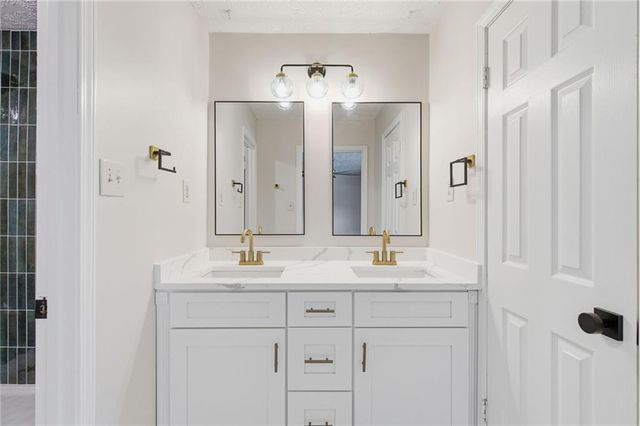 1750 Lamancha Drive, Lawrenceville, GA 30044