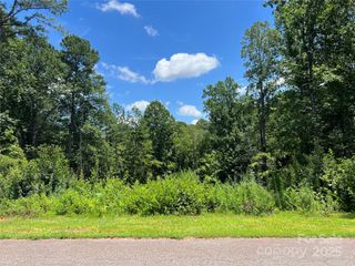 1166 Kensington Circle, Newton, NC 28658