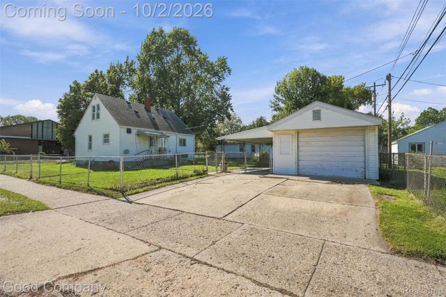 1645 E Evelyn Avenue, Hazel Park, MI 48030