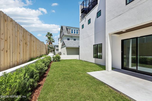 26 20TH Avenue N, Jacksonville Beach, FL 32250