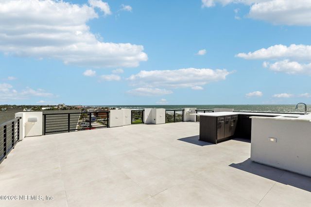 26 20TH Avenue N, Jacksonville Beach, FL 32250