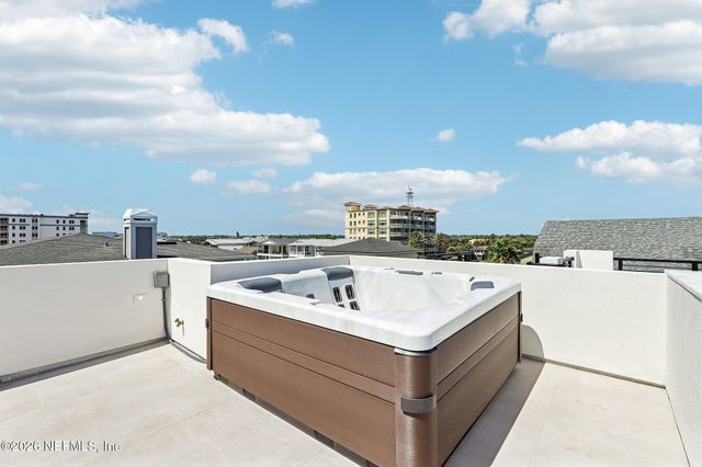 26 20TH Avenue N, Jacksonville Beach, FL 32250