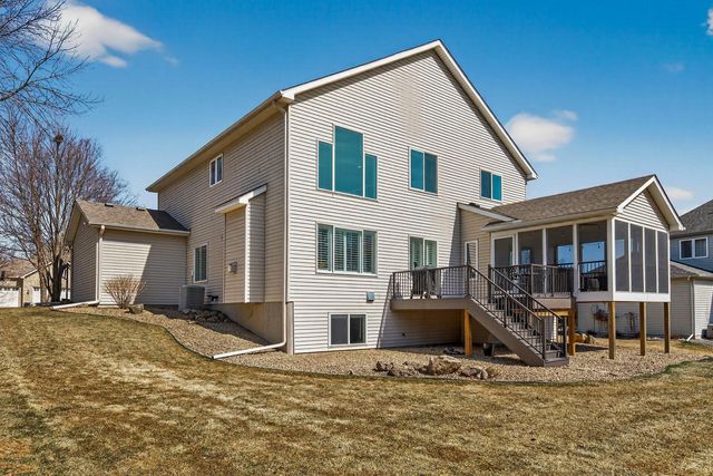 19182 Ismay Court, Lakeville, MN 55044