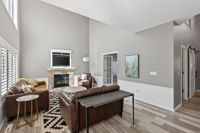 19182 Ismay Court, Lakeville, MN 55044