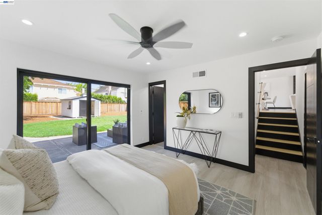 884 S Mary, Sunnyvale, CA 94087