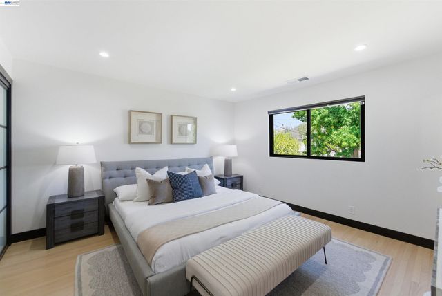884 S Mary, Sunnyvale, CA 94087