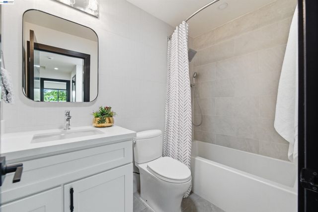884 S Mary, Sunnyvale, CA 94087